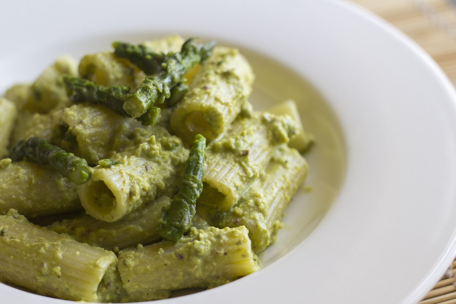 Rigatoni Alla Crema Di Asparagi Pistacchi E Limone Mangia Con Me